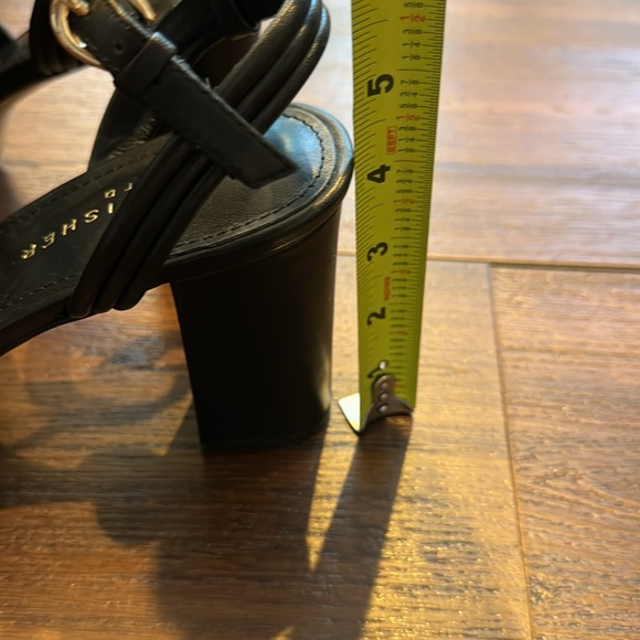 Marc Fisher Cairo NWOT Platform Dress in Black with Block Heel. - Picture 4 of 6